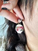 Load image into Gallery viewer, PEEK-A-BOO #4