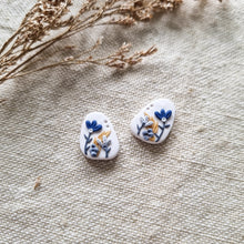 Load image into Gallery viewer, Porcelain IV #12