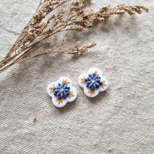 Load image into Gallery viewer, Porcelain IV #11